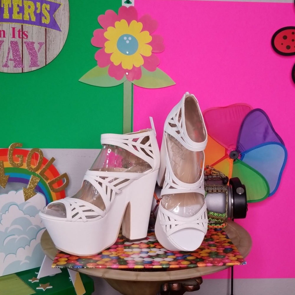 NWOB: Michael Antonio studio Trego cutout platform